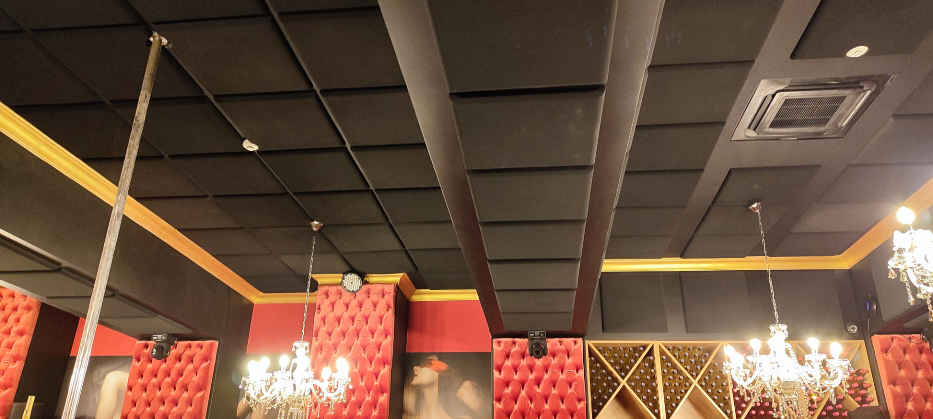 Projeto de acústica — The Lingerie Restaurant
